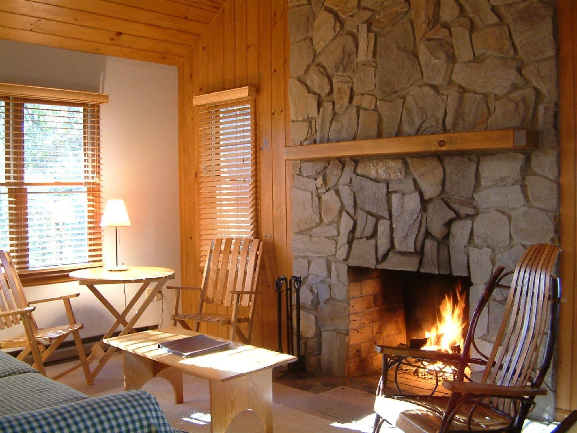 Fire Mountain Inn Cabins & Treehouses Scaly Mountain Szoba fotó